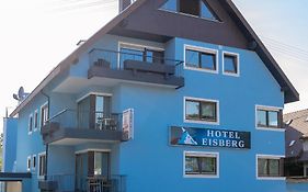 Eisberg Gästehaus&De Luxe Appartements