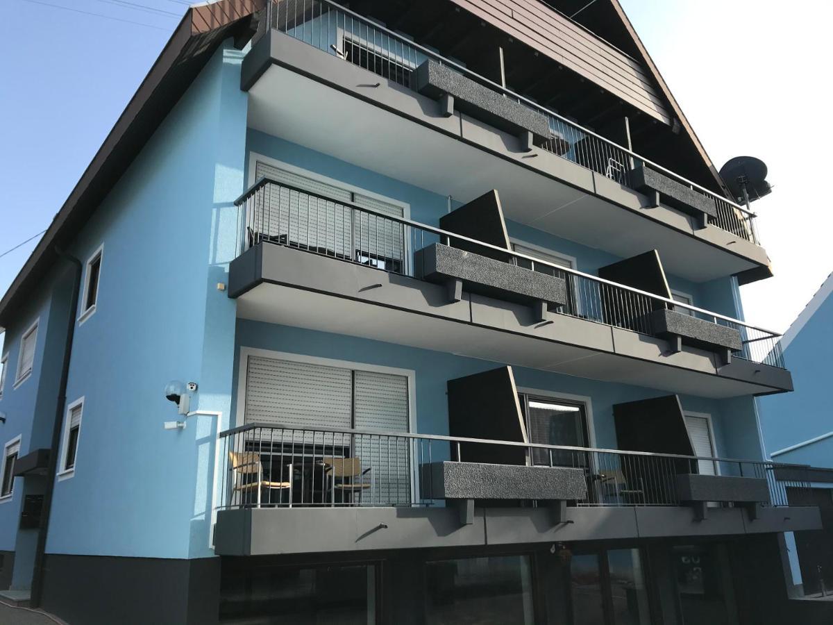 Eisberg Gästehaus&De Luxe Appartements Friesenheim  Exterior foto